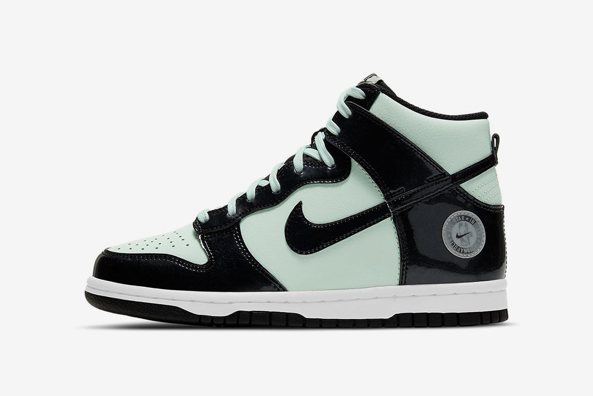 Dunk high barely green resell